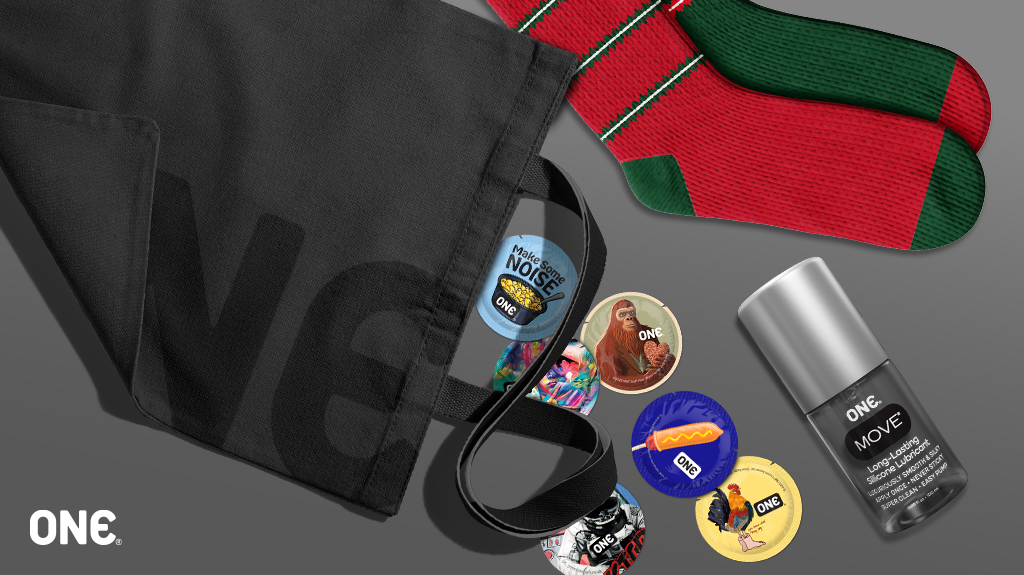 Holiday Sex Tips to Keep Things Warm, Connected, and Stress-Free This Season